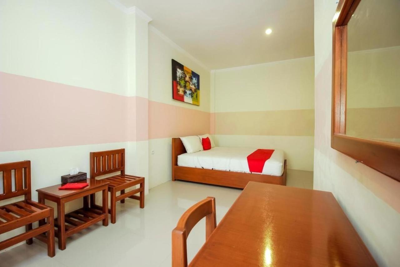Hotel Reddoorz Near Jalan Jendral Sudirman Manado