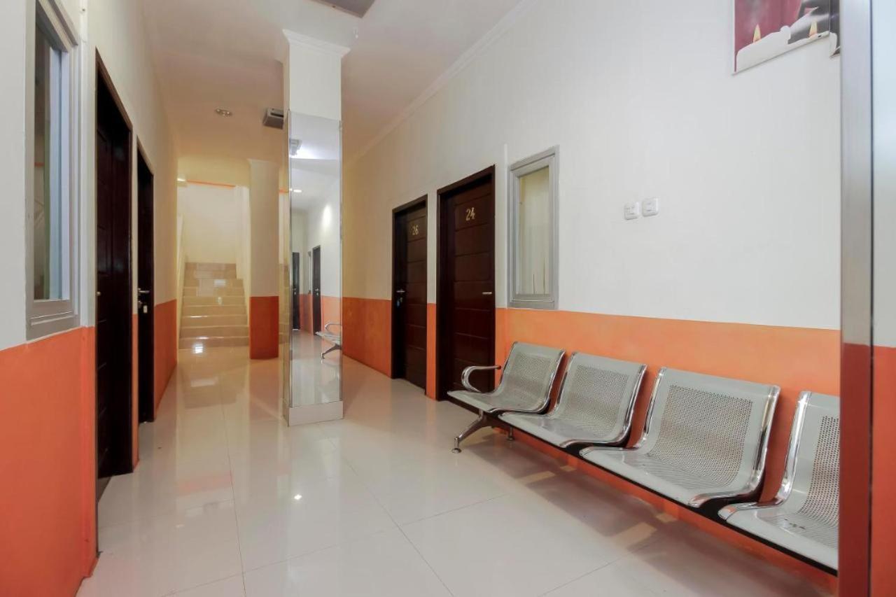 Reddoorz Near Jalan Jendral Sudirman Hotel 2*