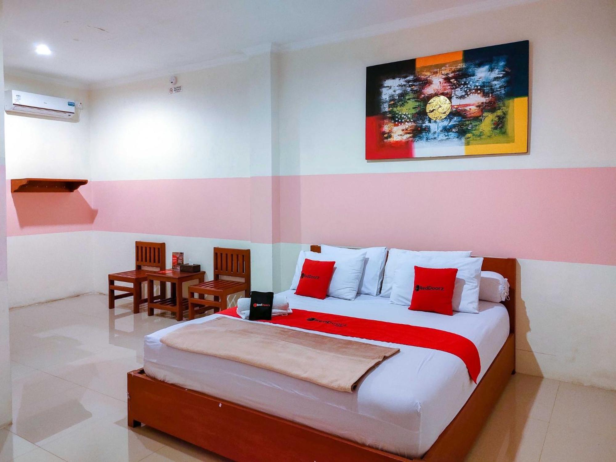 Hotel Reddoorz Near Jalan Jendral Sudirman Manado